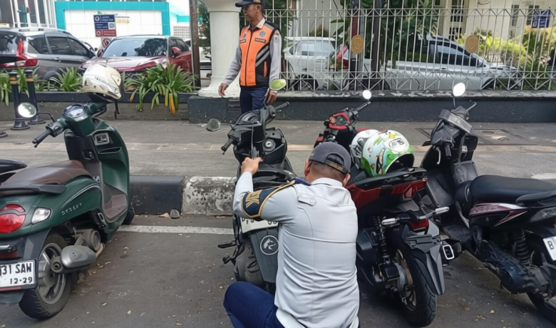 Meeting Results: Dishub DKI Temui Sulis, Ojol Viral Menangis Ternyata Motor Tak Ditahan