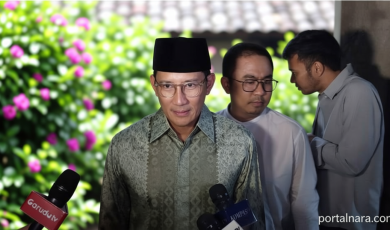 CSK FAKTA: Sandiaga Uno Bagi-Bagi Bantuan Rp100 Juta