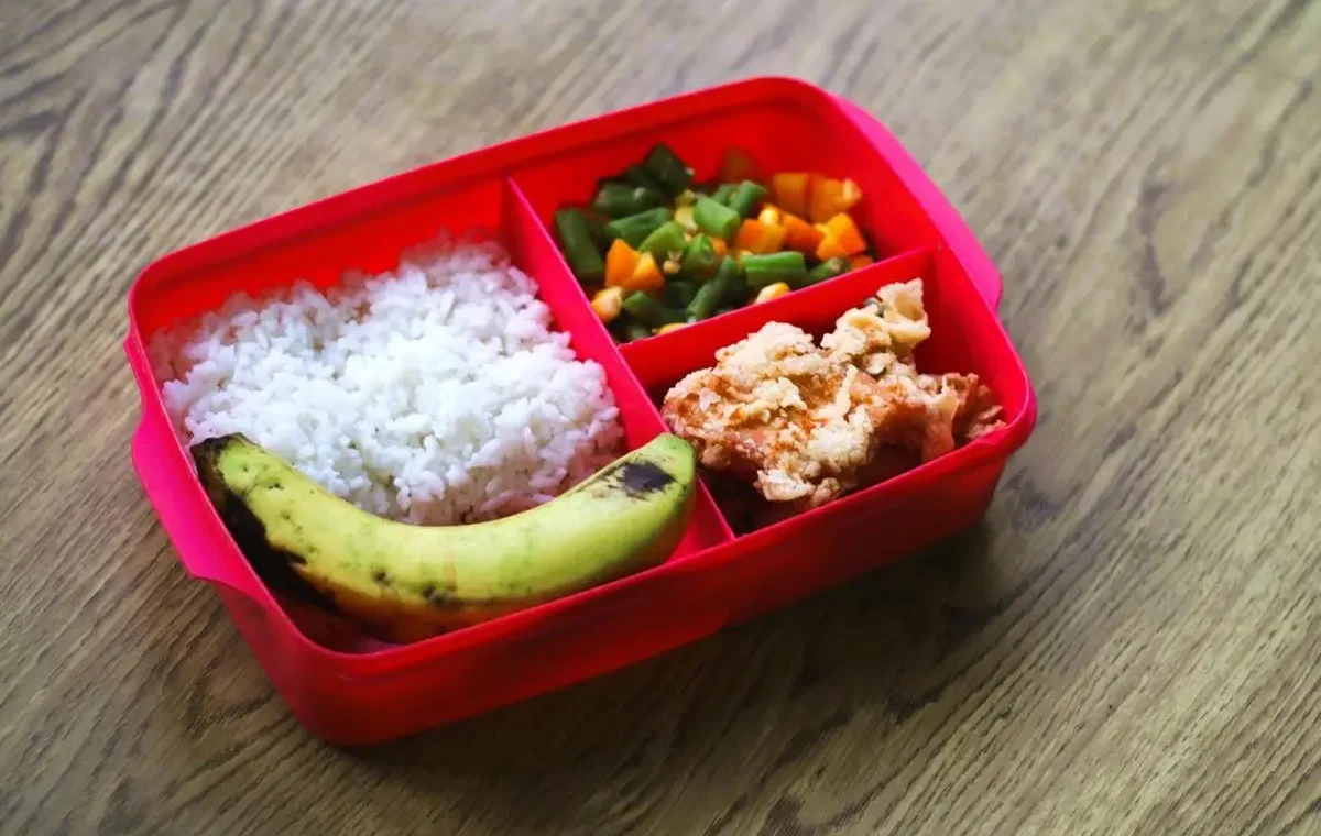 Solving Problems: [QUIZ] Bekal Apa yang Cocok untuk Si Kecil? Pilih Dulu Protein Favoritmu!