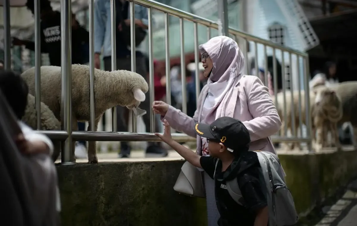 Important Visit: Tiket Pesawat Mahal, Ini 5 Wisata Dekat Surabaya untuk Ide Liburanmu