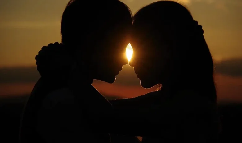 [QUIZ] Gak Ada Orang Secinta Itu Sama Kamu Selain Dia