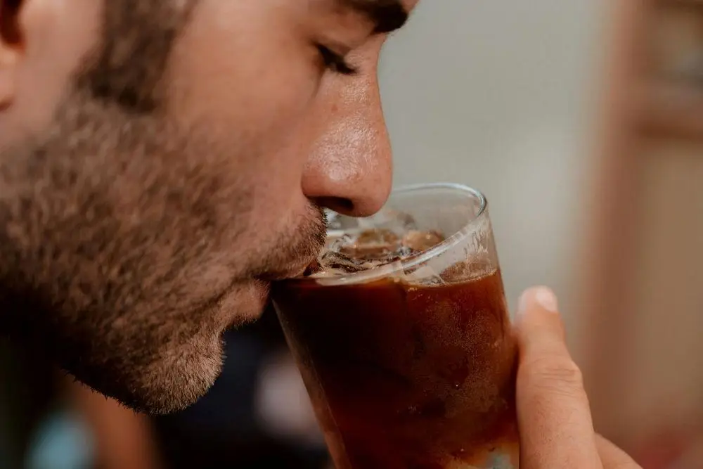 [QUIZ] Bisakah Kamu Membedakan Es Americano dan Lemon Tea Ini?