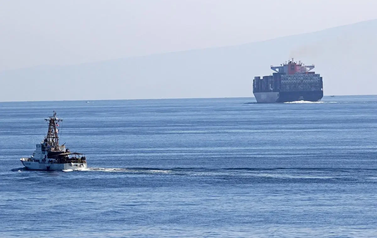 Langgar Kesepakatan – Iran Serang 2 Kapal Komersial di Selat Hormuz