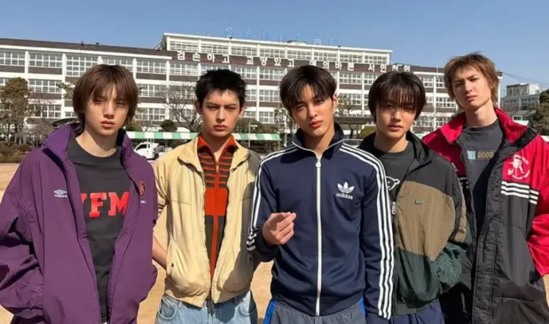 [QUIZ] Masuk Sekolah di Depan Mata – Bakal Sekelas Sama Boy Group Gen 5 Siapakah?
