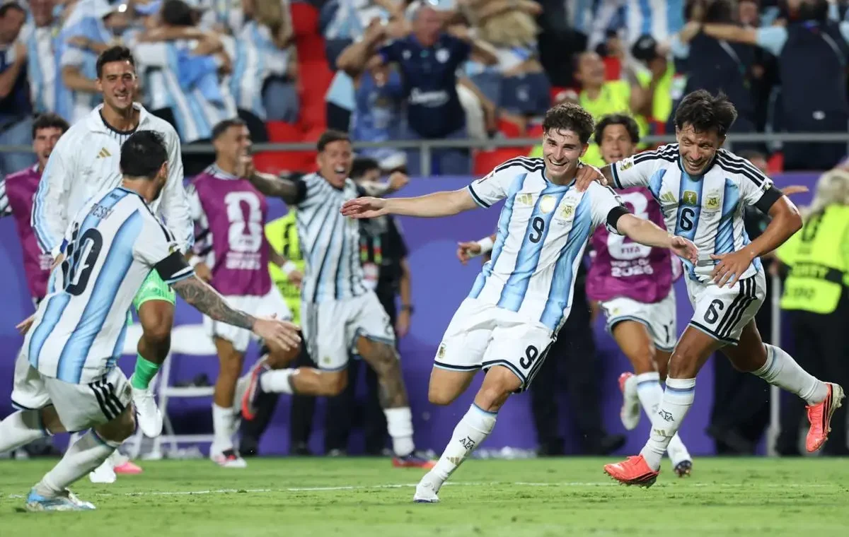 Solving Problems: Luka Masa Lalu Inggris vs Argentina dalam Bayang-bayang Perang Falkland