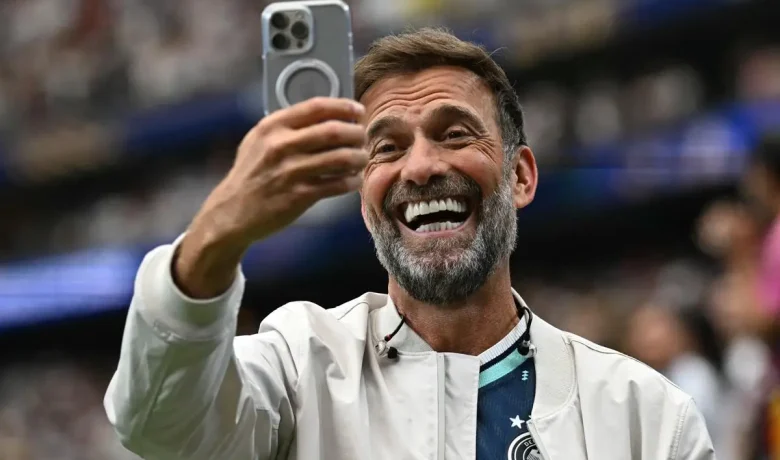 Klopp Ultimatum Media, Siap Mundur jika Keluarganya Diganggu