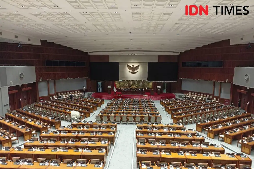 Survei SMRC: 42,8 Persen Warga Nilai Kondisi Politik Nasional Buruk