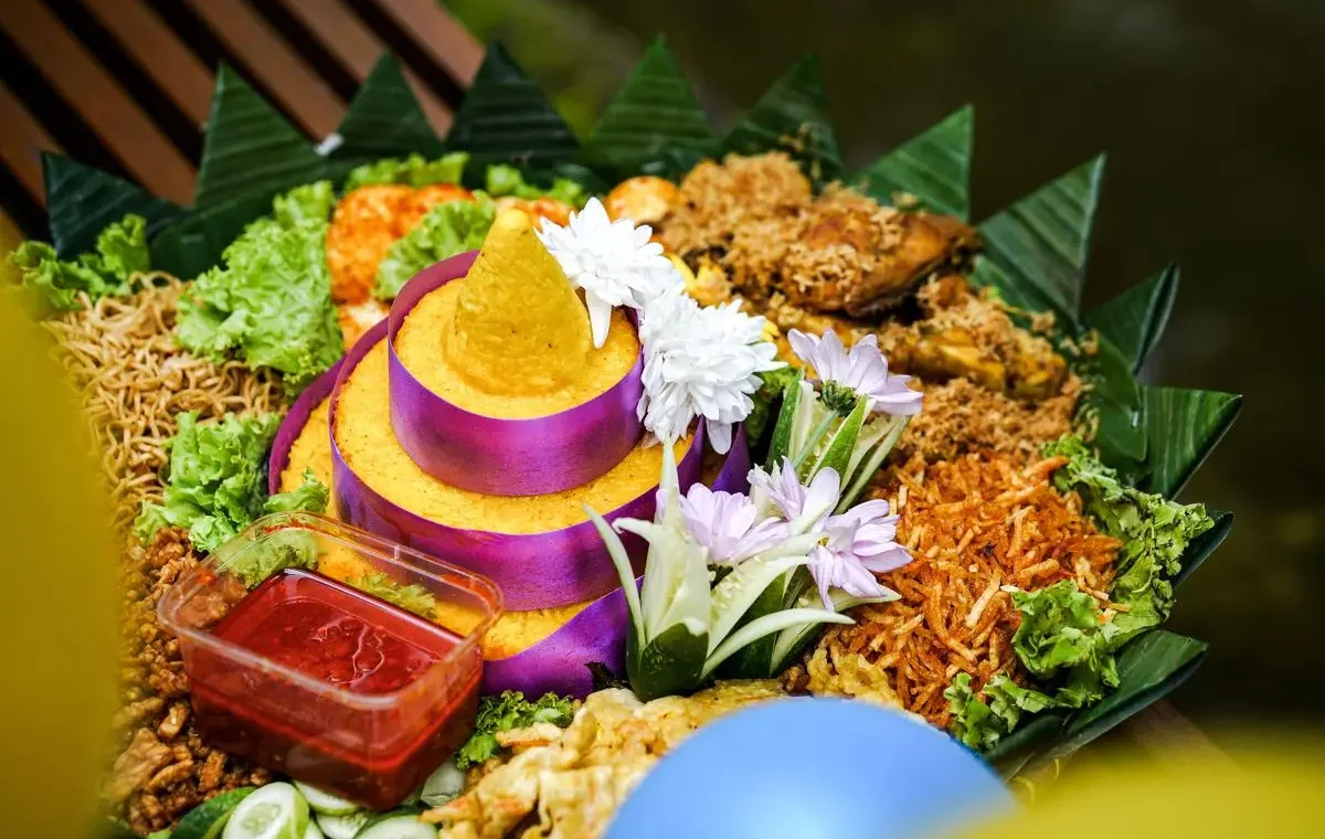 6 Makanan Khas 17 Agustus dari Berbagai Daerah, Wajib Ada!