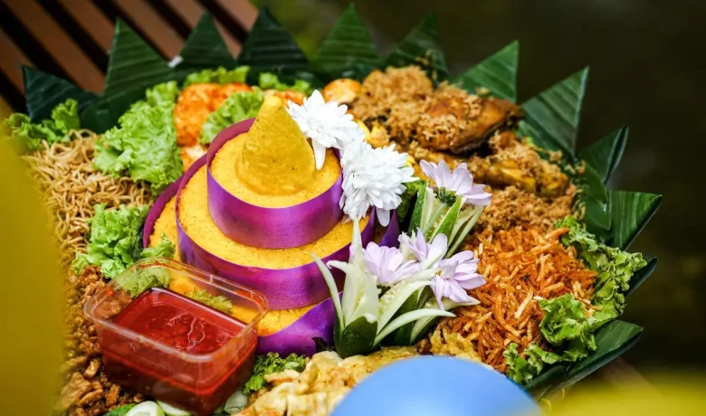 6 Makanan Khas 17 Agustus dari Berbagai Daerah, Wajib Ada!