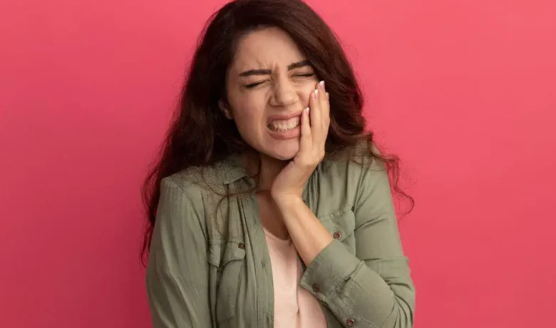 Berbagai Arti Mimpi Gigi Atas Copot, Apa Pertanda Buruk atau Baik?
