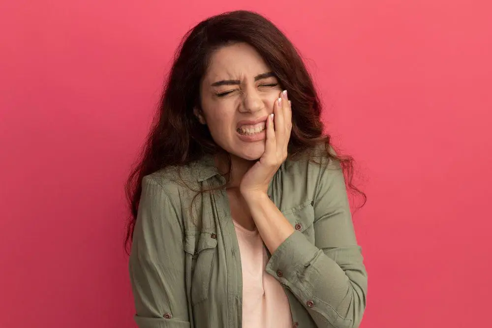 Berbagai Arti Mimpi Gigi Atas Copot, Apa Pertanda Buruk atau Baik?