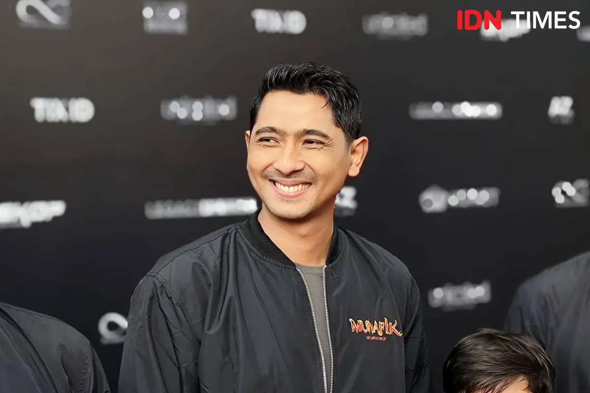 cerita-arya-saloka-ngaji-dari-iqro-untuk-film-munafik-melawan-iblis_f79ab0fc-71fa-4b3a-9d86-e772ea6d75a1_watermarked_idntimes-2