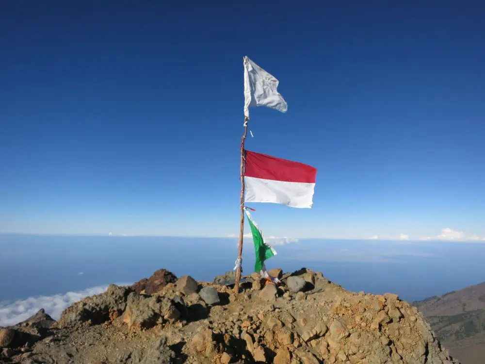 rinjani-1155956-1920-4c4e0935346233c8fec14261a45ff371-9cb9d8e78f5a8b0794ce63704a4d4638