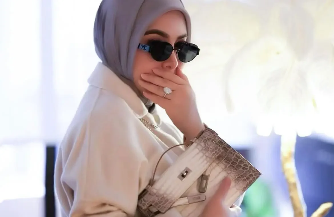 6 Koleksi Cincin Syahrini, Ada yang Capai Rp100 Miliaran