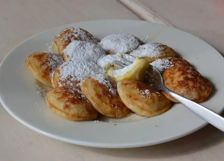 roti-khas-belanda-yang-wajib-kamu-cicipi-saat-nonton-euro-2024-roti-khas-belanda-euro-poffertjes-9cde86371d7fc78c91ae80a6ffab250e-1bc1d9454ccdb4bd601e8e0355a6a6fe